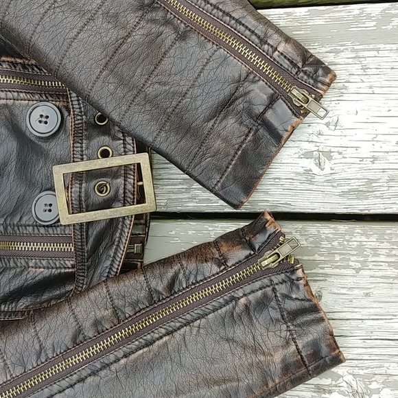 Distressed look brown pleather moto jacket, Wet Seal size large - Picture 6 of 7